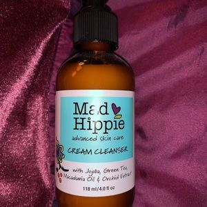Mad Hippie Cream Cleanser